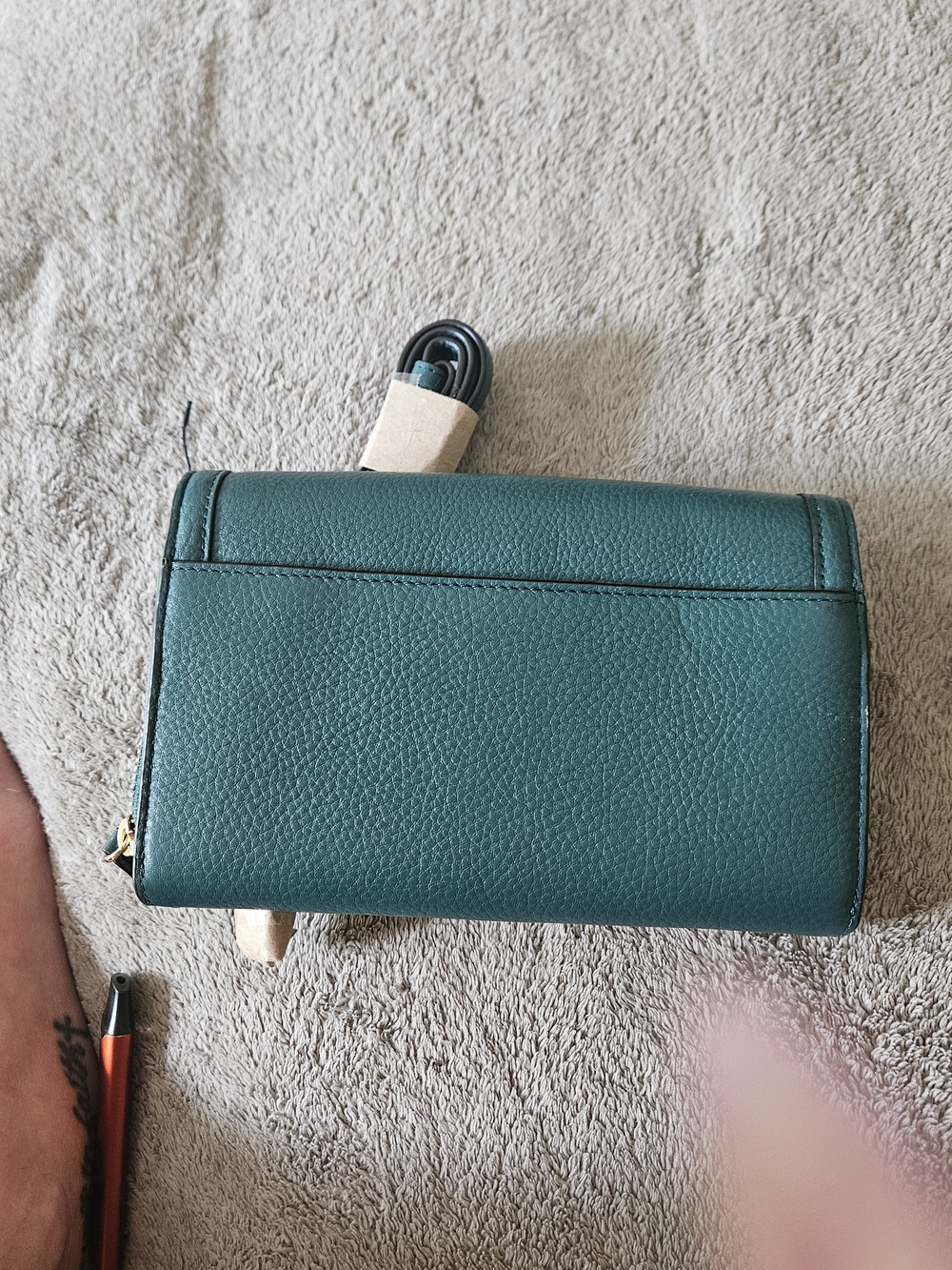 Vera Bradley green Leather Crossbody Bag & confetti Cuff bracelet - Picture 5 of 6